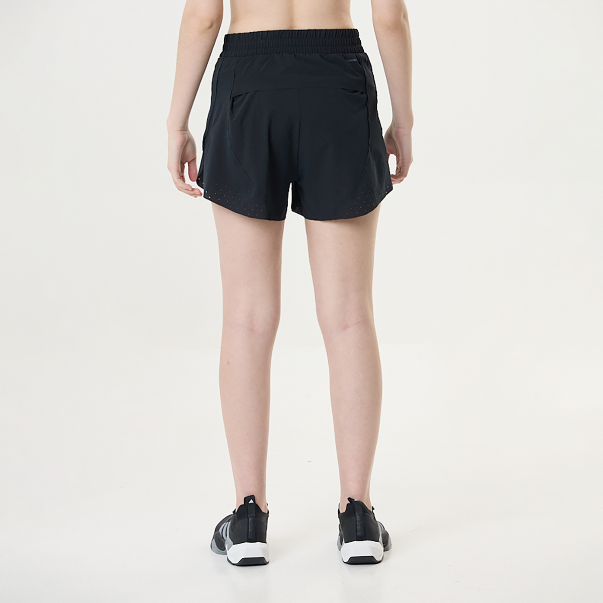 Short Entrenamiento adidas HIIT Airchill 2in1 Mujer,  image number null