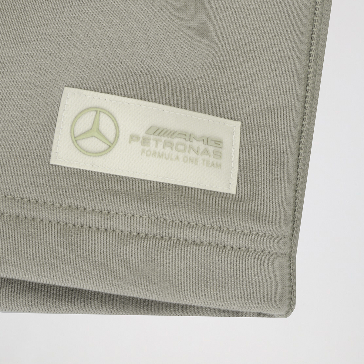 Short adidas Mercedes-AMG F1 Team Premium de Hombre,  image number null