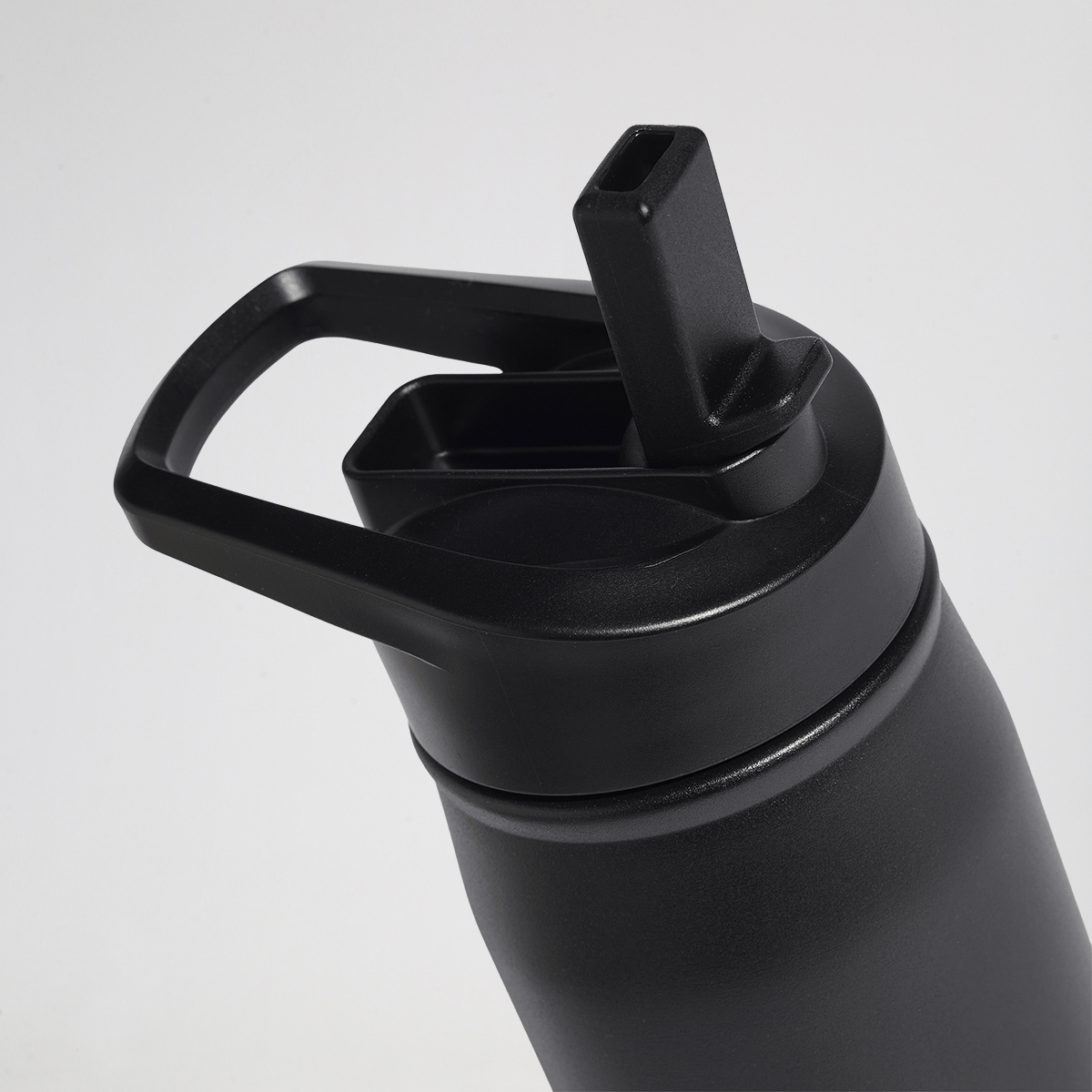 Botella Entrenamiento adidas con Tap&oacute;n de Rosca 0.6 L acero,  image number null