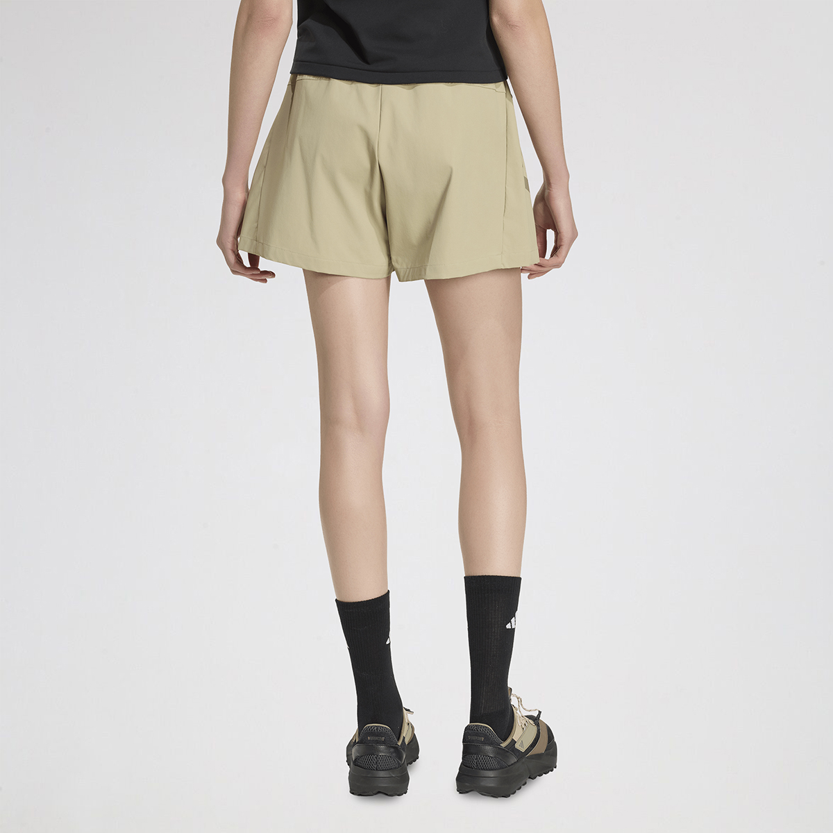 Short adidas Z.N.E. Woven Mujer,  image number null