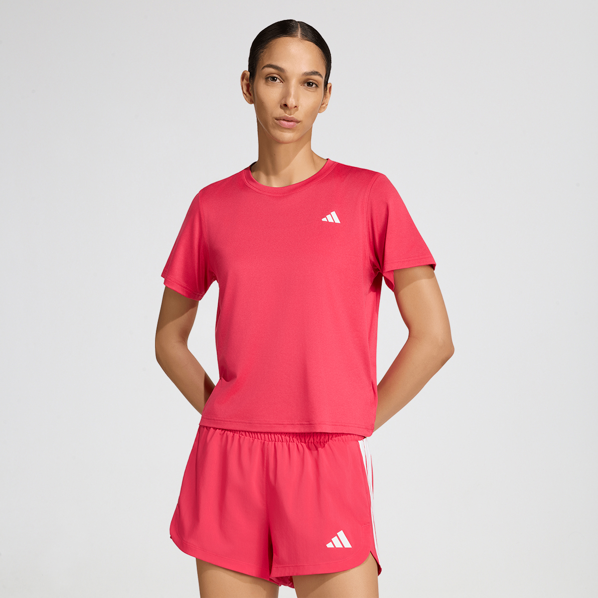 Remera Entrenamiento adidas Essentials Crew Mujer,  image number null