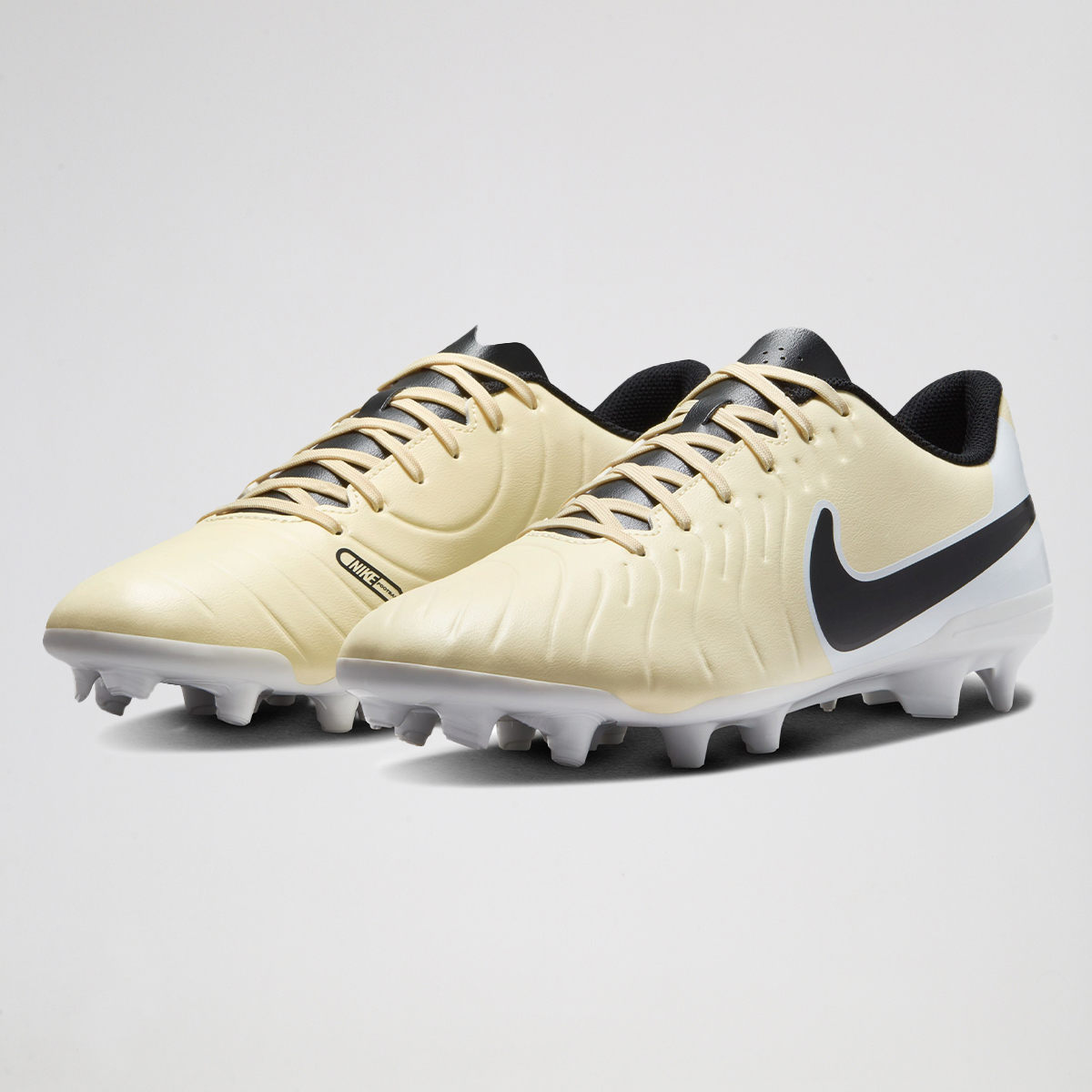 Botines Fútbol Nike Tiempo Legend 10 Club MG Hombre,  image number null