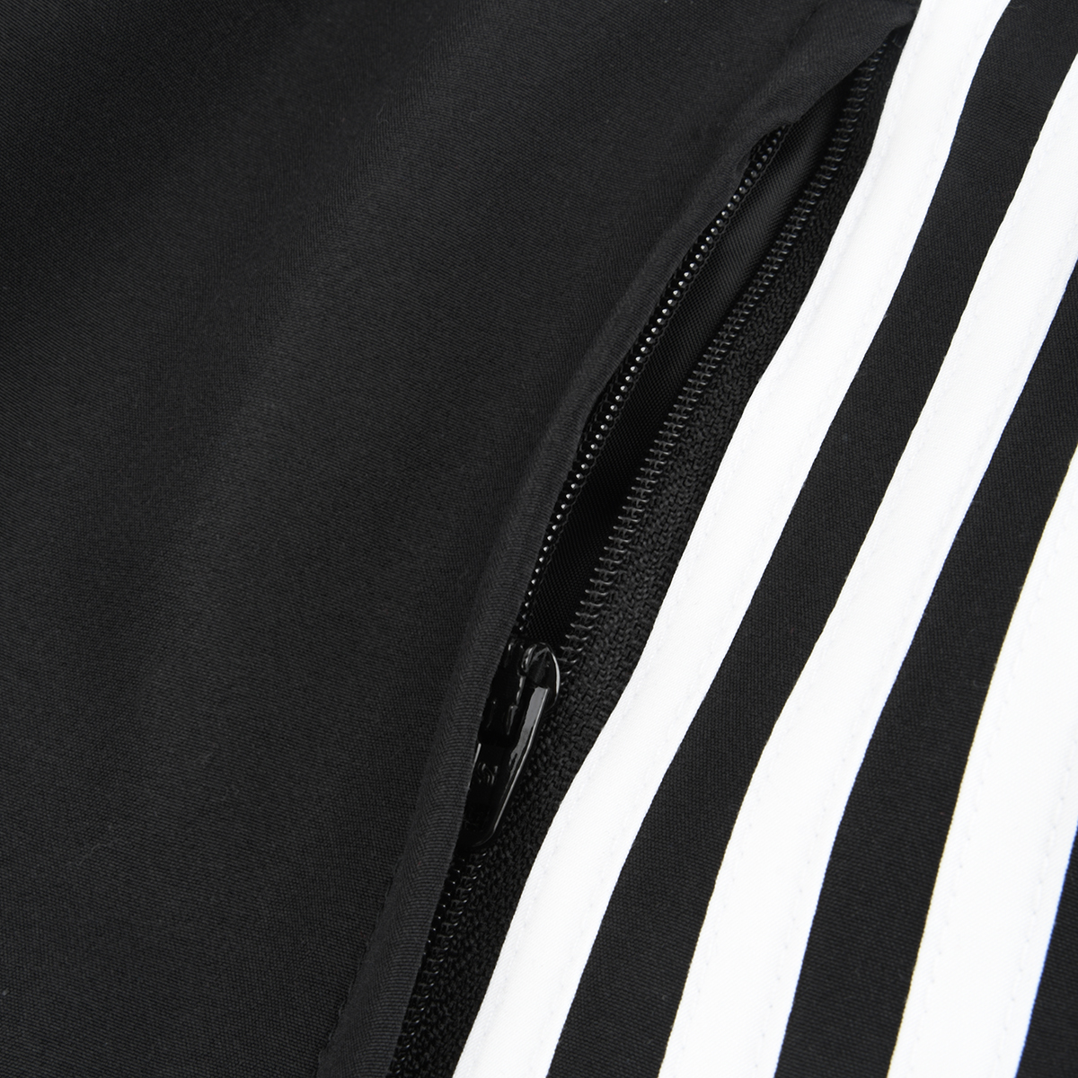 Pantalón River Plate adidas UBP 2025 Hombre,  image number null