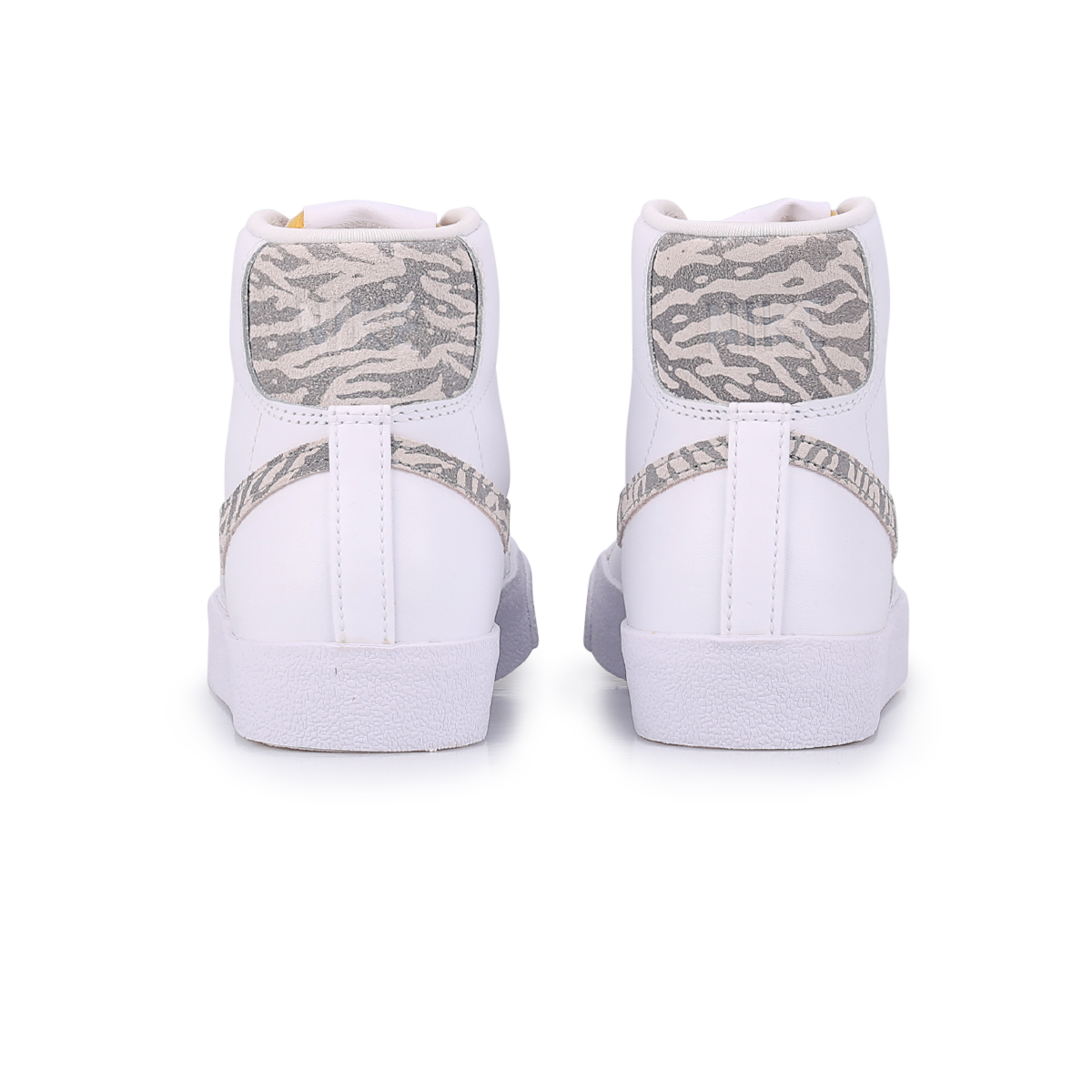 Zapatillas Nike Blazer Mid '77 SE,  image number null