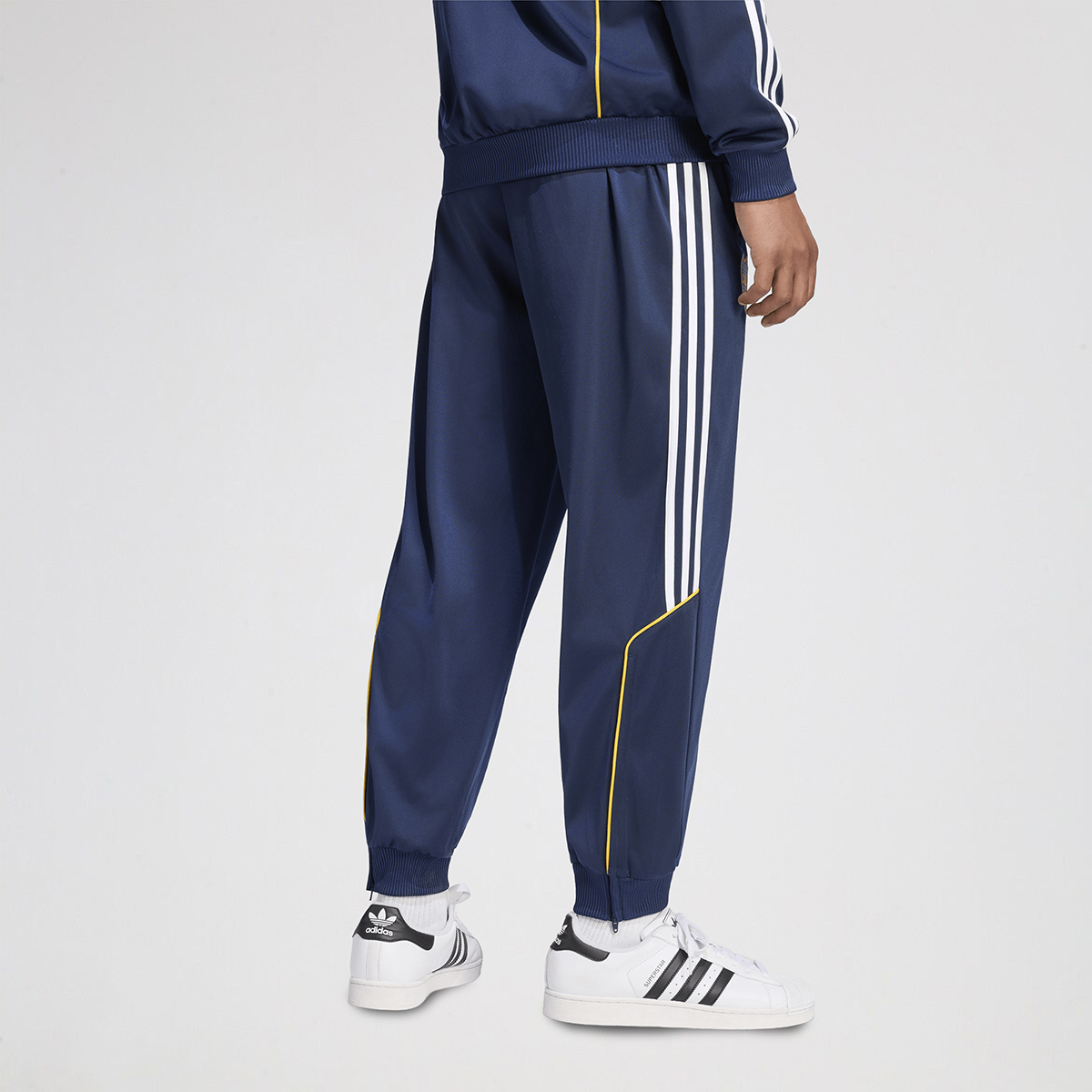 Pantal&oacute;n Boca Juniors adidas Aniversario 2026 Hombre,  image number null