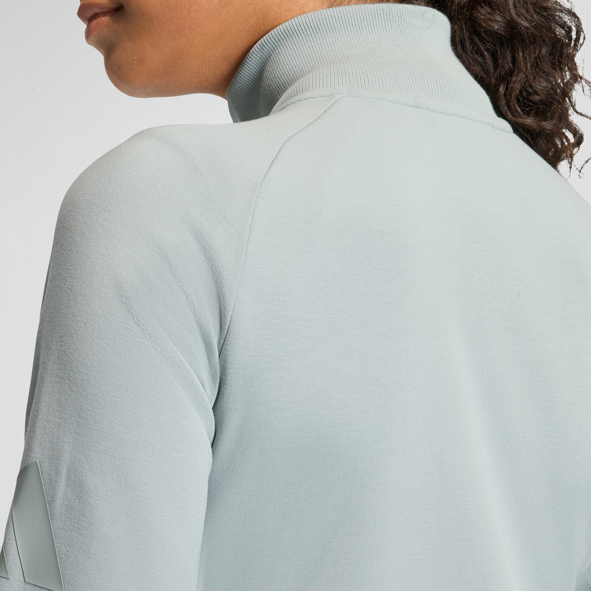 Buzo con Cierre adidas Soft Lux Slim Mujer,  image number null