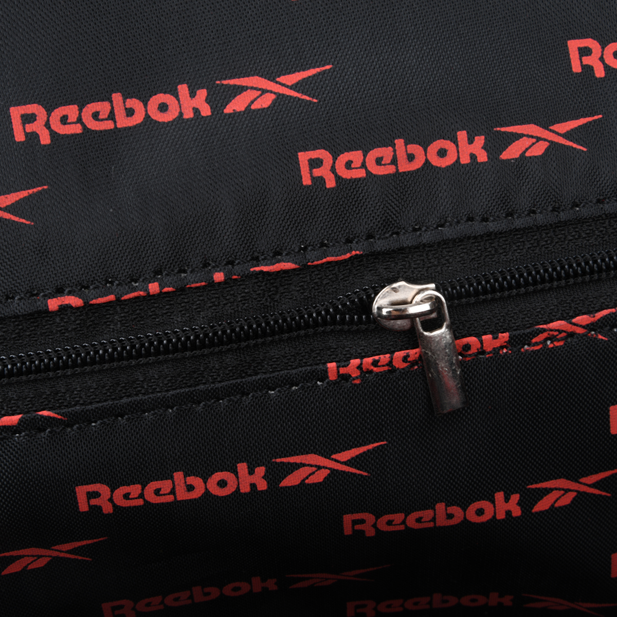 Mochila poli&eacute;ster Reebok 14 Pulgadas Con Manija,  image number null