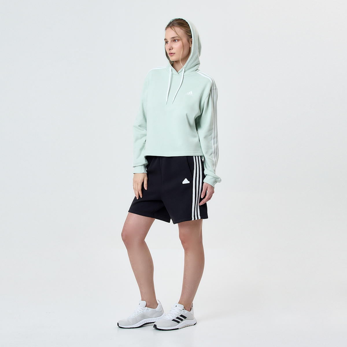 Buzo adidas 3 Tiras Crew Mujer,  image number null