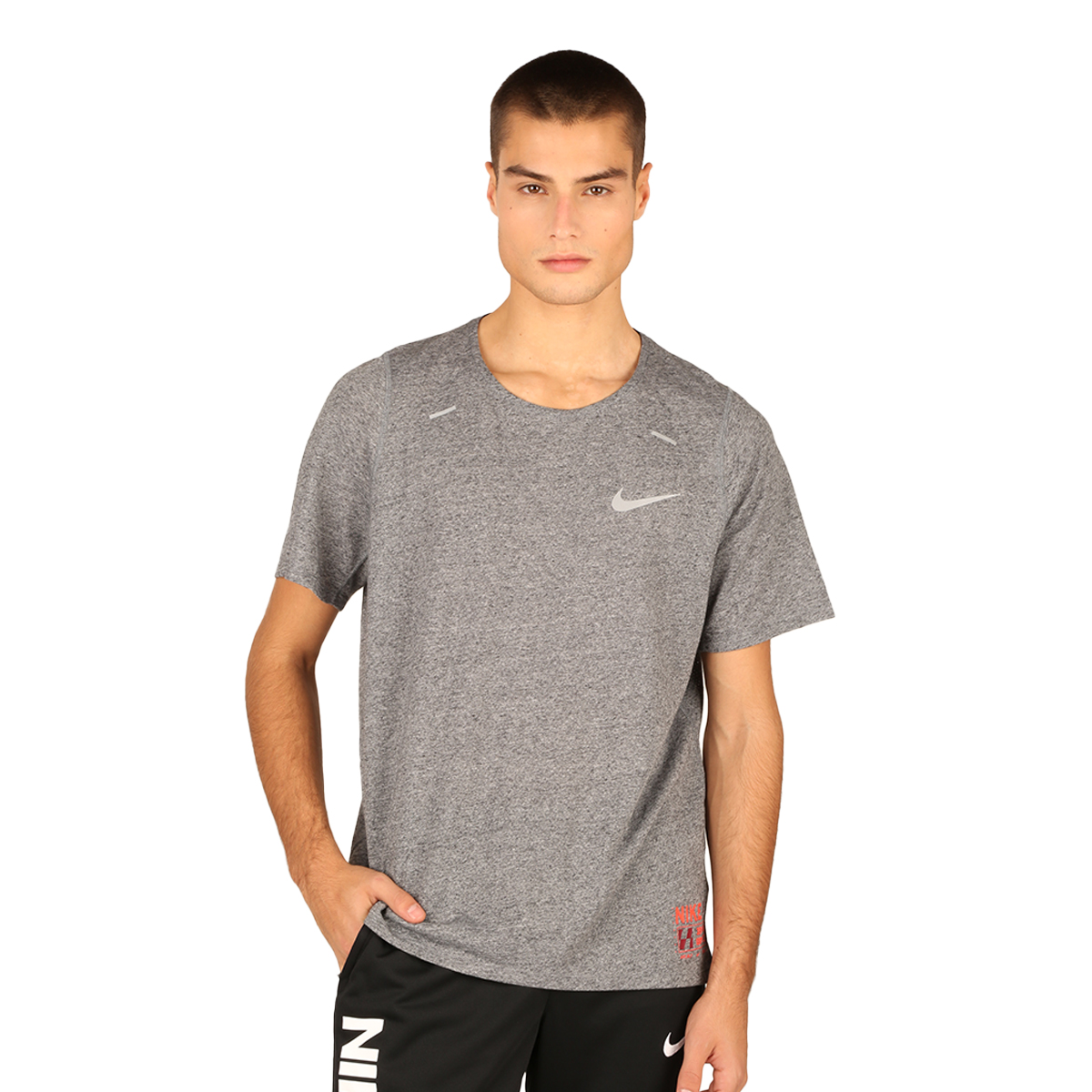 Remera Nike Rise 365 Future Fast