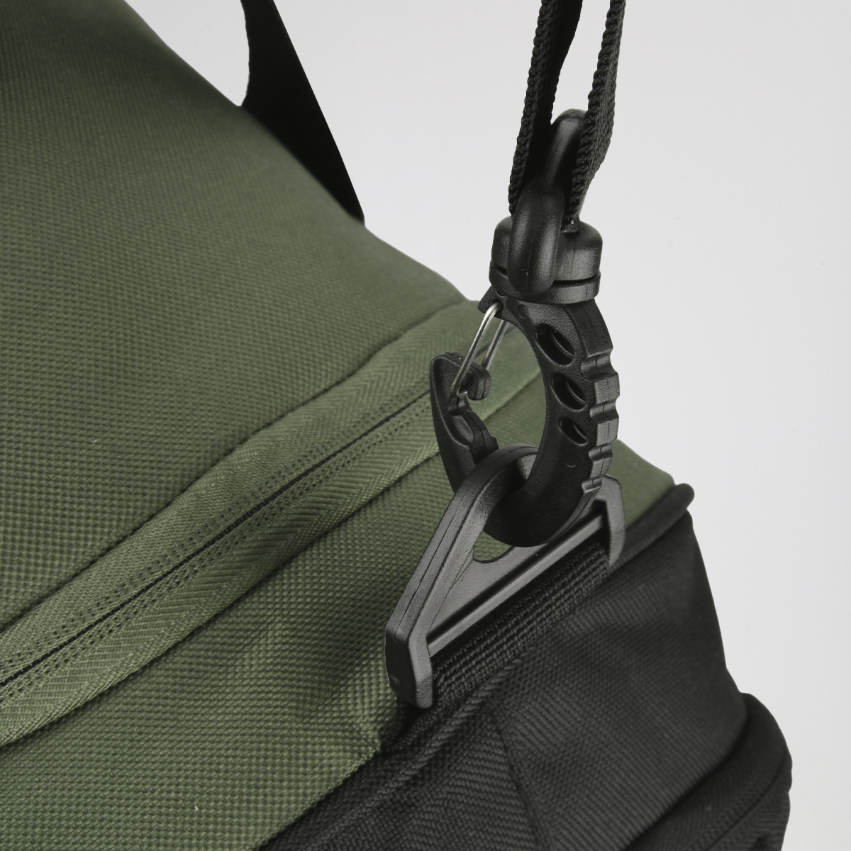 Bolso sint&eacute;tico Reebok T2 Pads Antideslizantes,  image number null