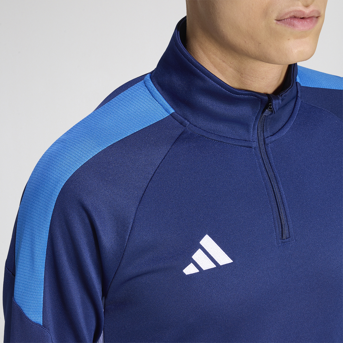 Buzo Entrenamiento adidas Tiro 26 Essentials Hombre,  image number null