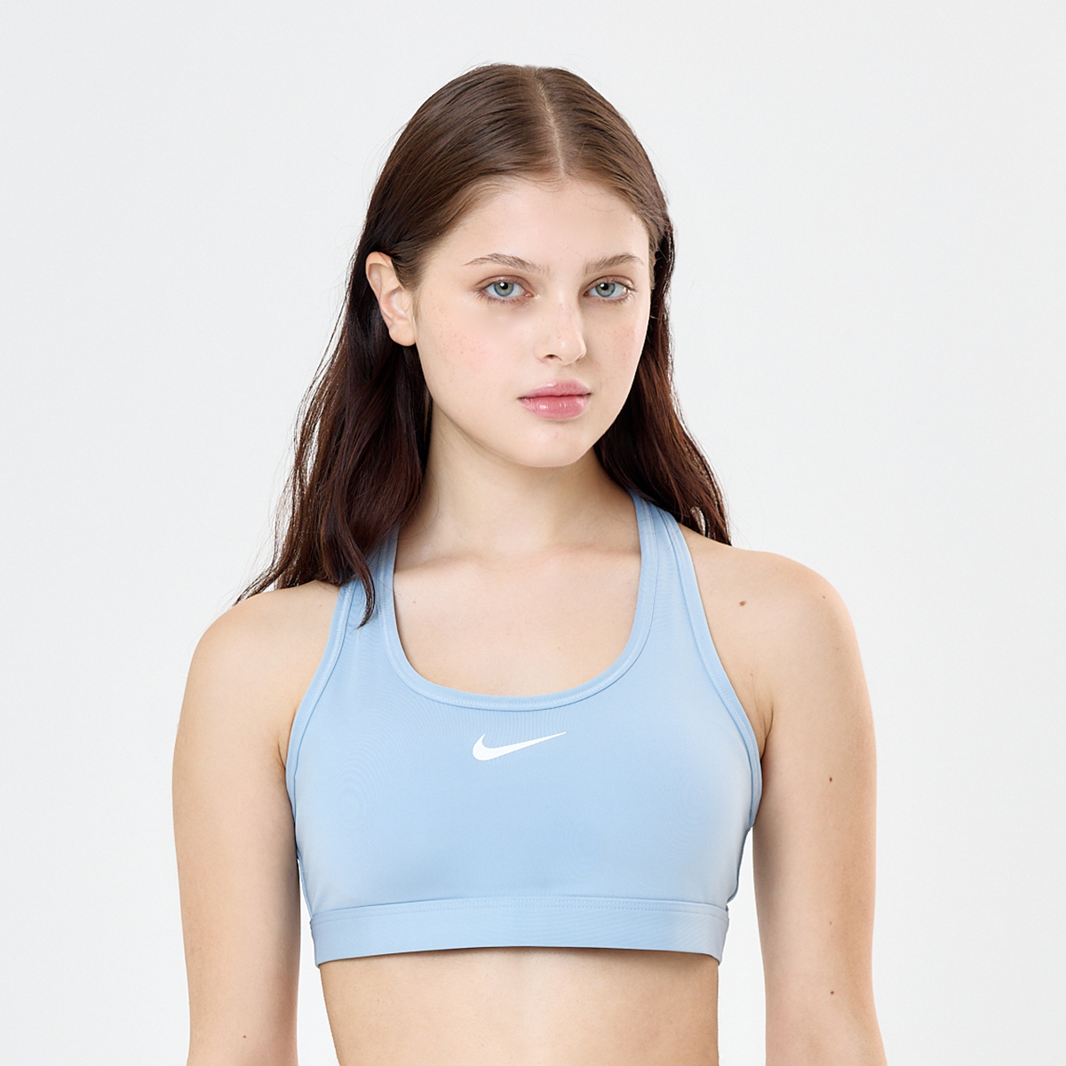 Top Entrenamiento Nike Swoosh Medium Support Mujer,  image number null