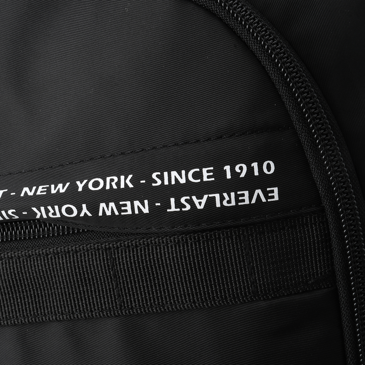 Mochila Everlast 18 Pulgadas con Portabotellas,  image number null