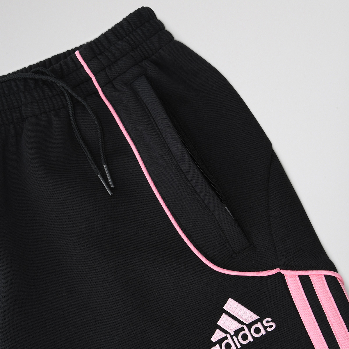 Pantalón Inter Miami CF adidas Urban Purist Travel 2025 Hombre,  image number null