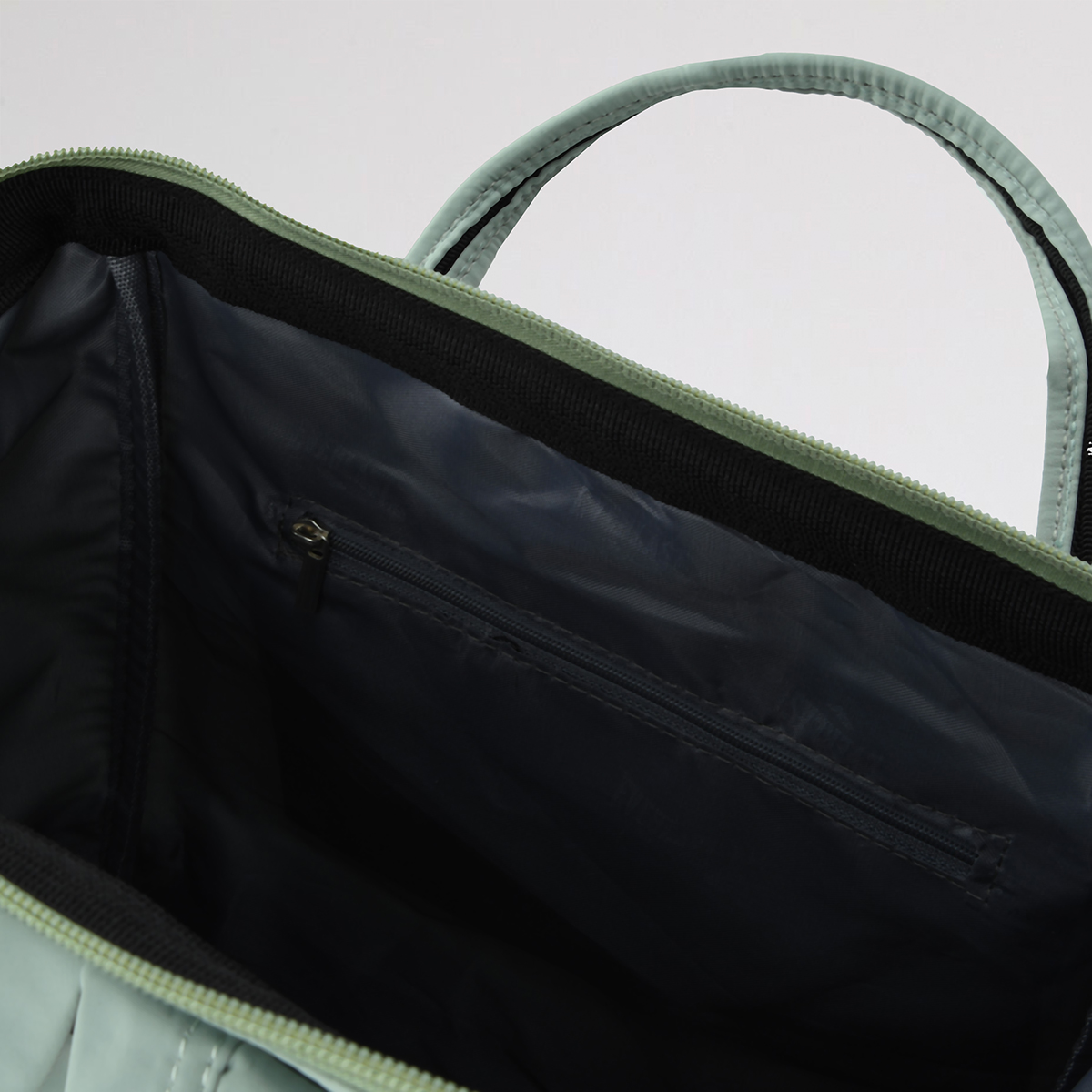 Mochila Everlast Boca de pez con Monedero,  image number null
