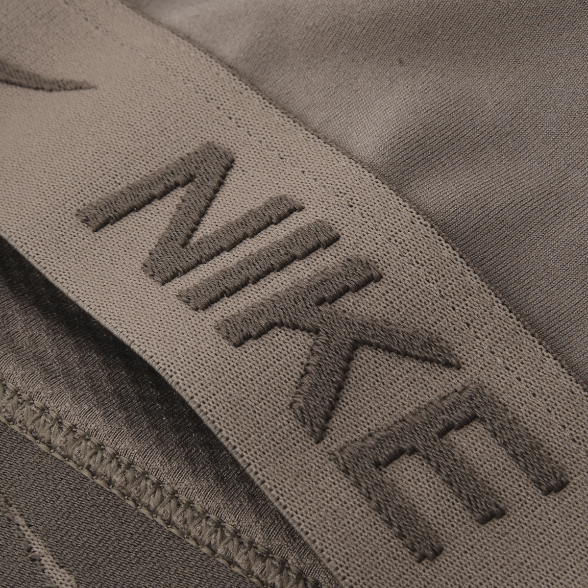 Top Entrenamiento Nike Indy Light Support Mujer,  image number null