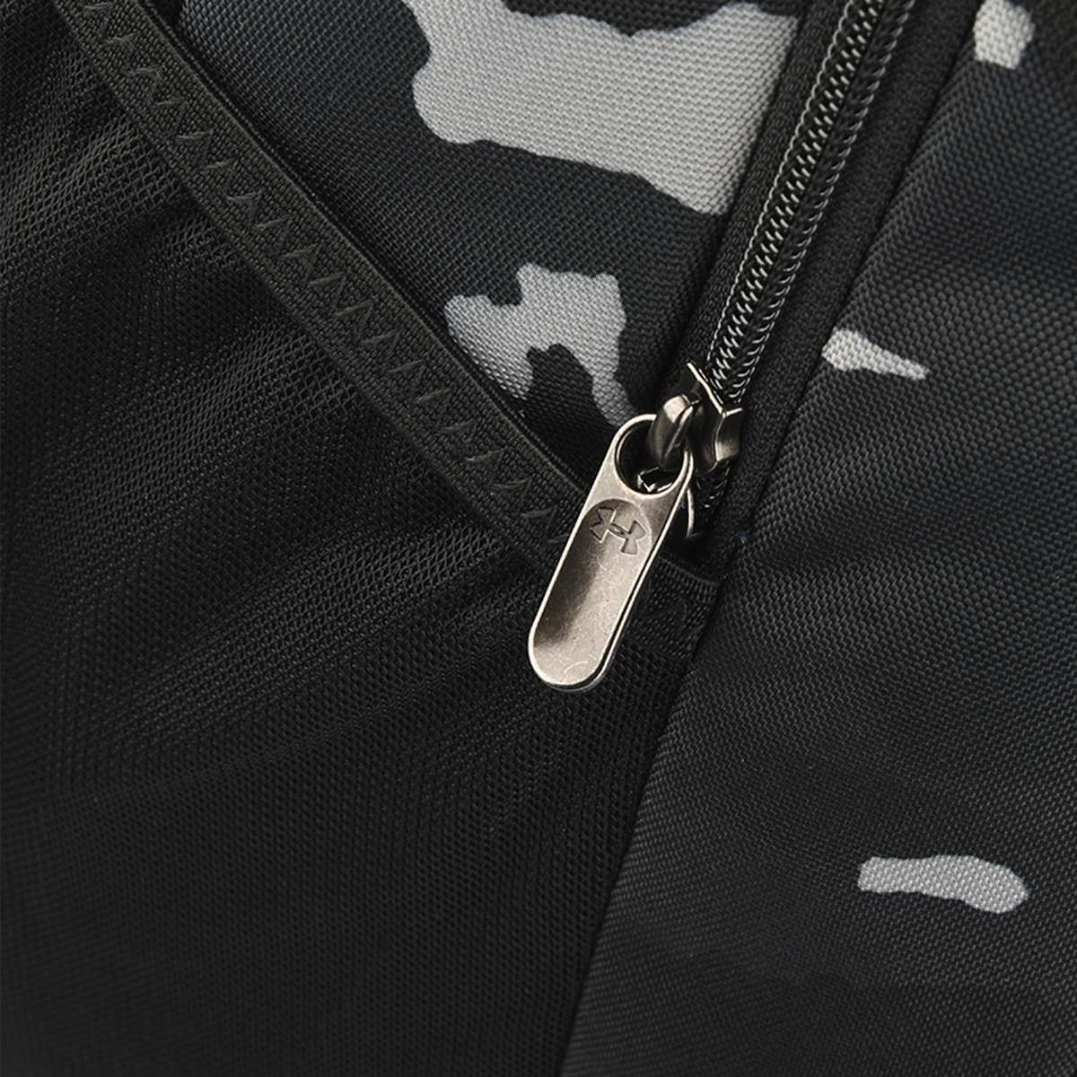 Mochila Entrenamiento Under Armour Hustle 5.0,  image number null