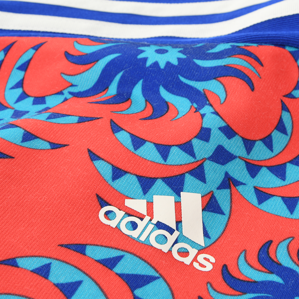 Buzo adidas X Farm Rio Mujer,  image number null