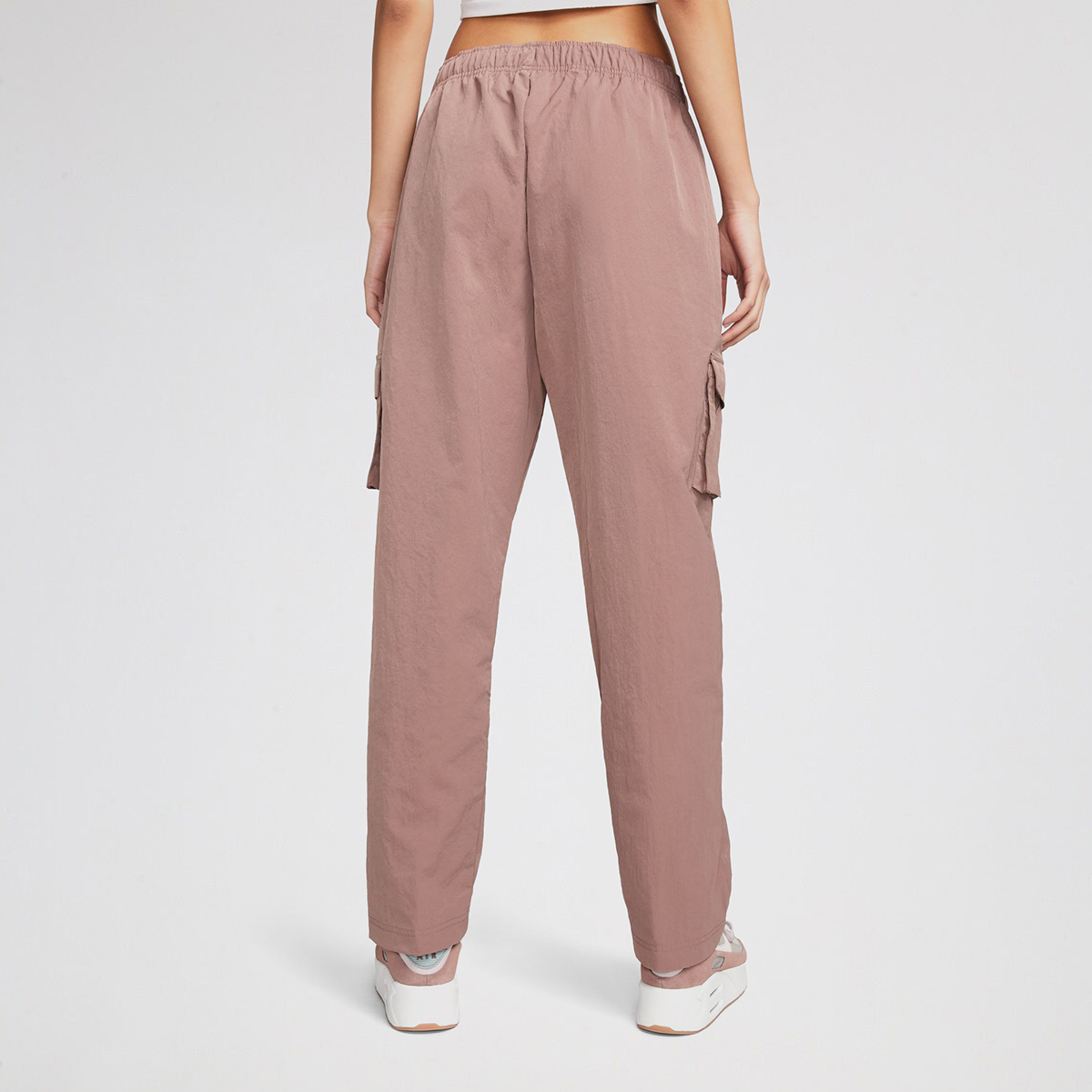 Pantalón Nike Sportswear Essential Mujer,  image number null