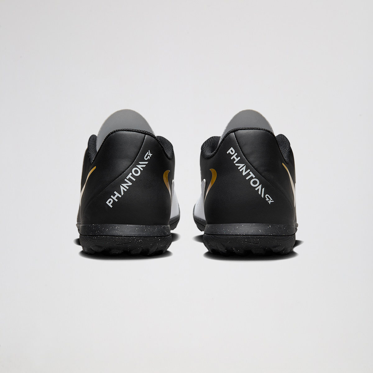 Botines Fútbol Nike Phantom Gx 2 Club TF Hombre,  image number null
