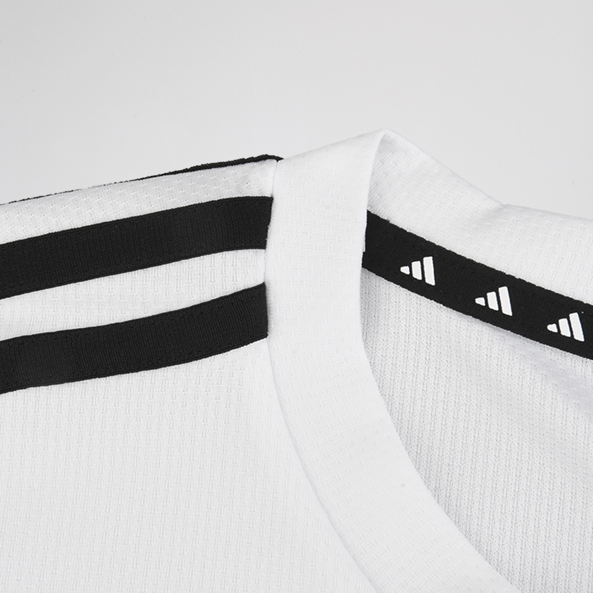 Remera adidas Essentials Aeroready Hombre,  image number null