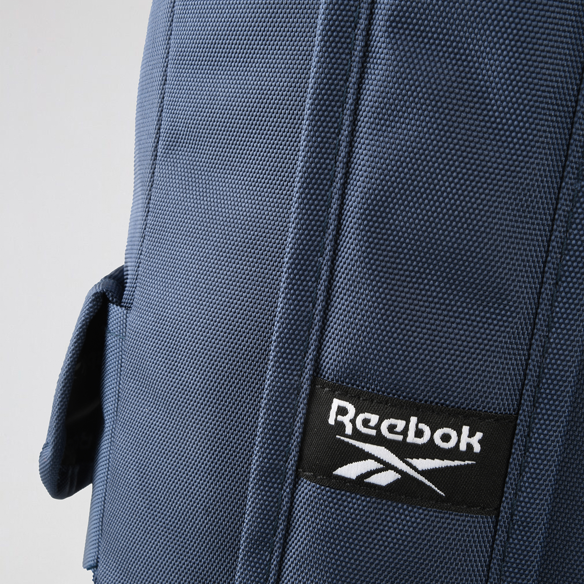 Mochila Reebok 18 Pulgadas con Bolsillo Frontal,  image number null