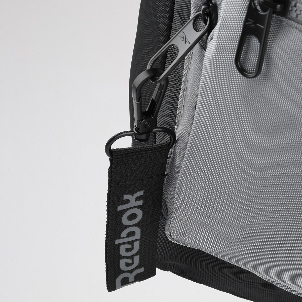 Mochila Reebok T2 18 L,  image number null