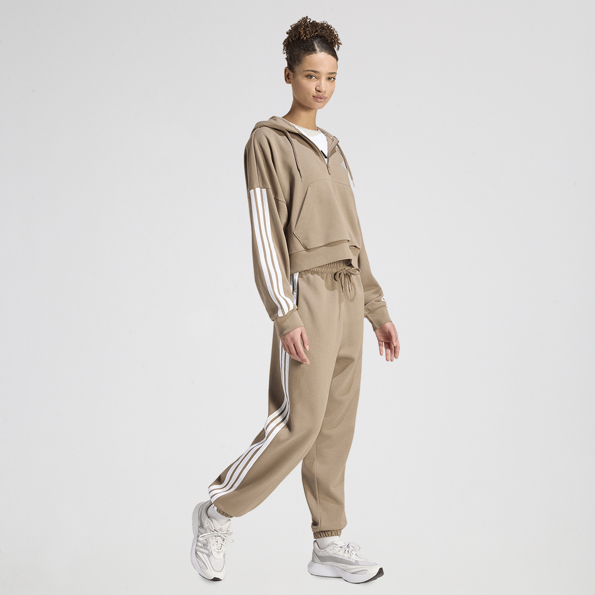Buzo adidas Essentials 3 Tiras Mujer,  image number null