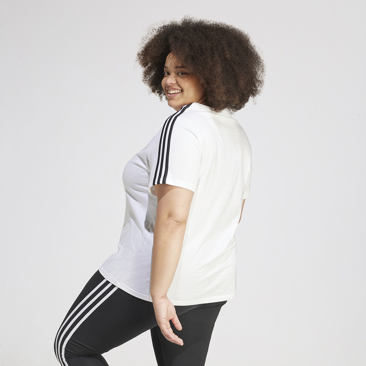 Remera adidas Essentials 3 Tiras Mujer,  image number null