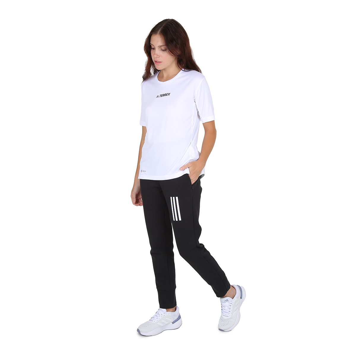 Adidas ropa urbana 2025