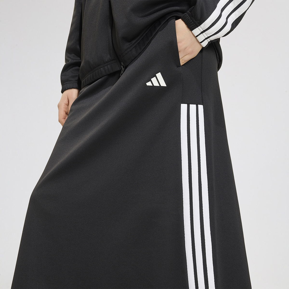 Pollera adidas House of Tiro Mujer,  image number null