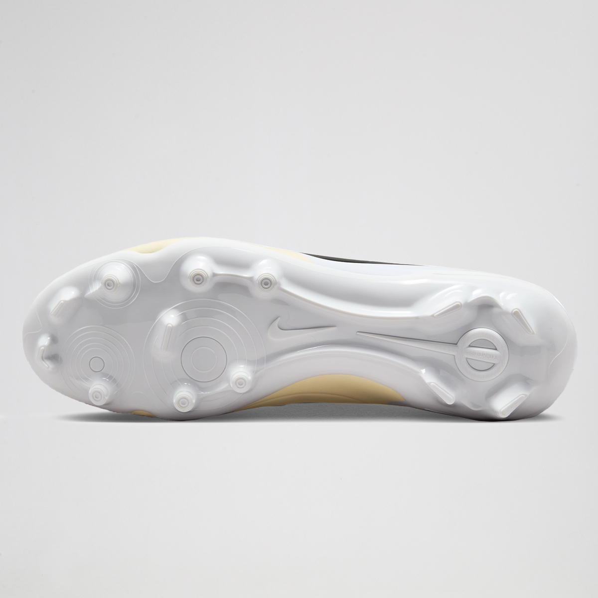 Botines Fútbol Nike Tiempo Legend 10 Club MG Hombre,  image number null