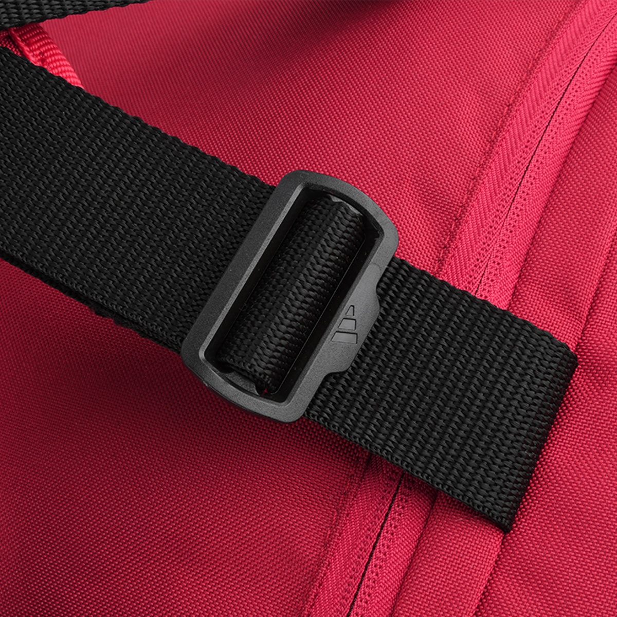 Bolso F&uacute;tbol adidas Tiro Mediano con compartimento inferior,  image number null