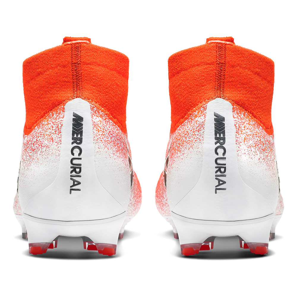 Botines nike naranja y blanco 2025