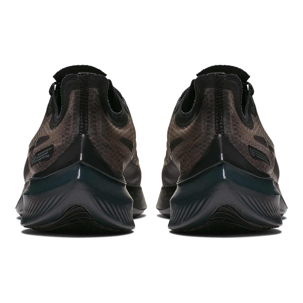 Zapatillas zoom gravity outlet